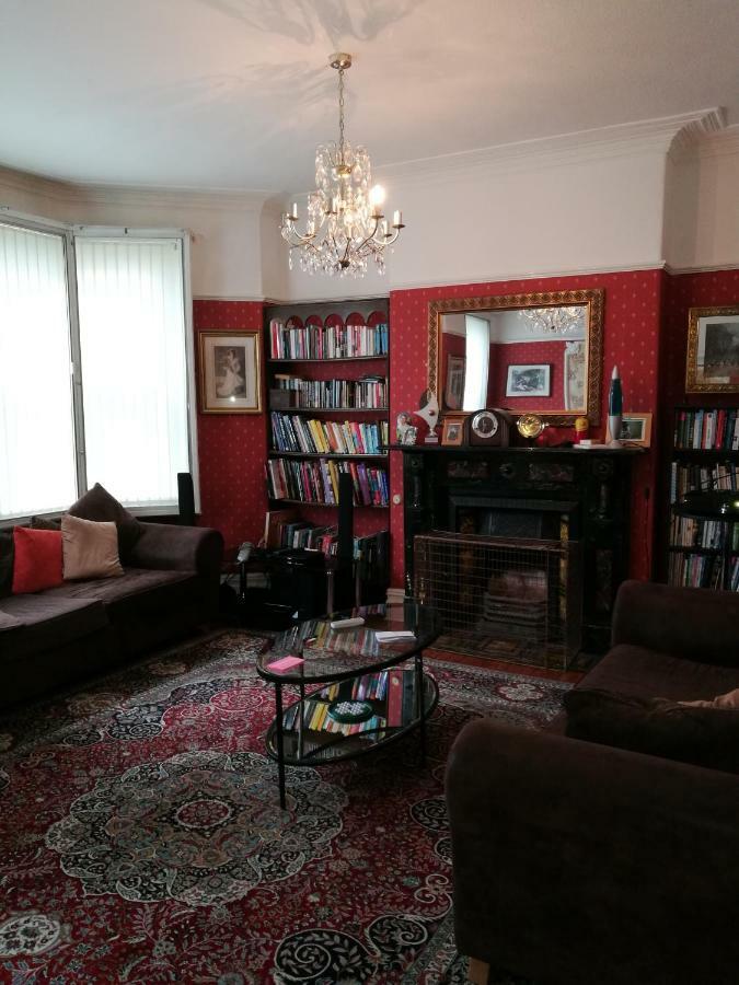 Hôtel Beautiful Victorian House à Cardiff Extérieur photo