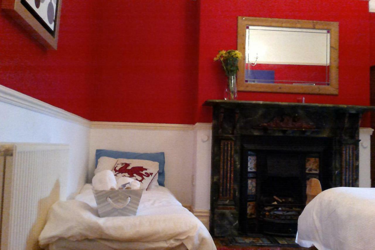 Hôtel Beautiful Victorian House à Cardiff Extérieur photo